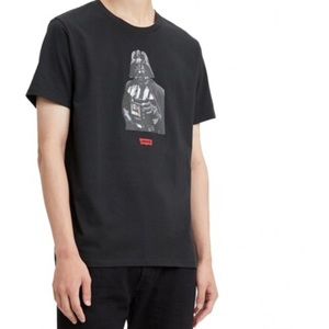 Men’s Levis Graphic Crewneck Tee DARTH VADER